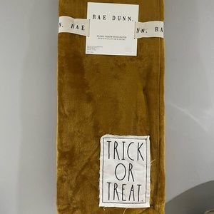 Rae Dunn Throw Blanket